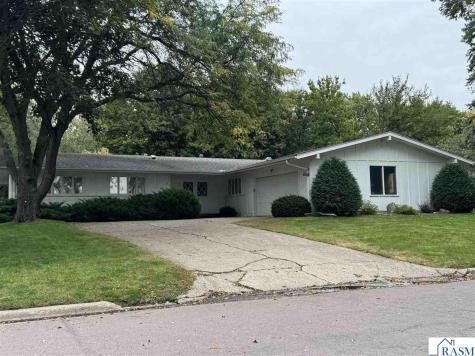 15 SE 10 Street Wells MN 56097