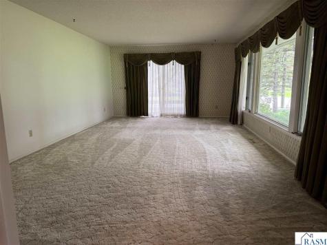 15 SE 10 Street Wells MN 56097