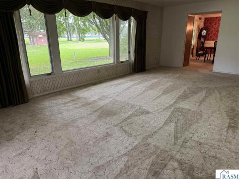 15 SE 10 Street Wells MN 56097