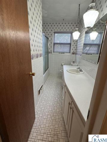 15 SE 10 Street Wells MN 56097