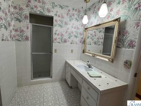 15 SE 10 Street Wells MN 56097