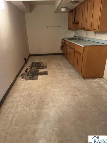 15 SE 10 Street Wells MN 56097