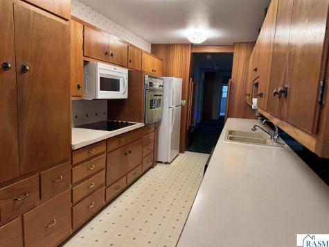 15 SE 10 Street Wells MN 56097