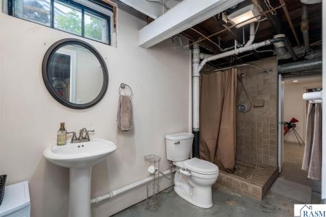 1211 Carney Avenue Mankato MN 56001