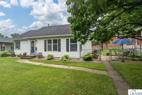 1211 Carney Avenue Mankato MN 56001