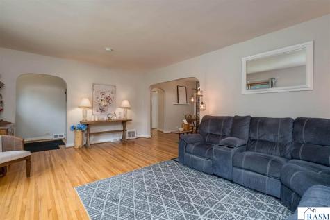 1211 Carney Avenue Mankato MN 56001