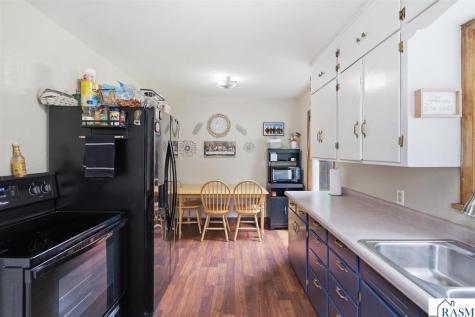 203 SW Lincoln Street Mapleton MN 56065
