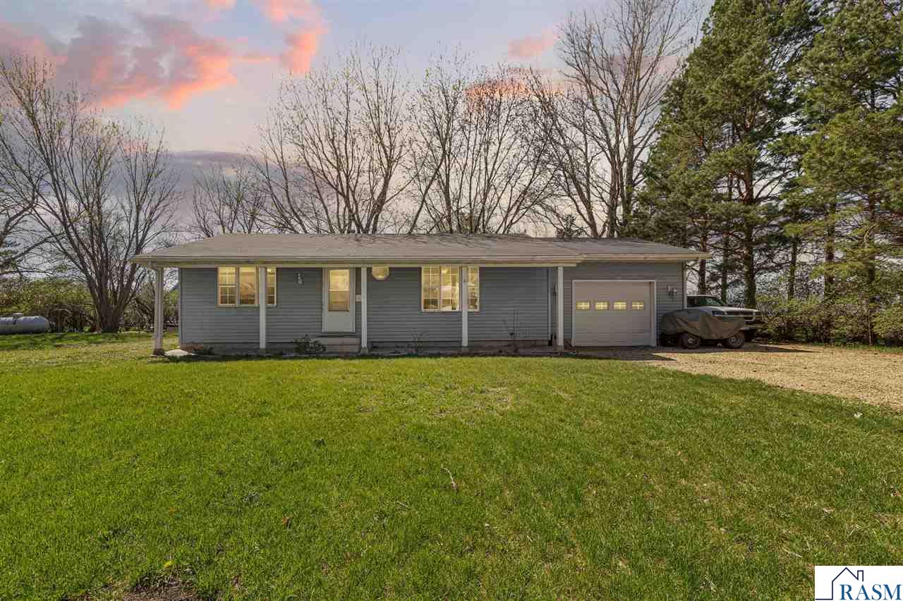 404 3rd Avenue Pemberton MN 56078