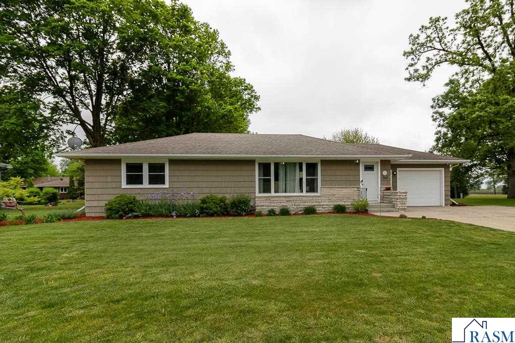 360 N Park Avenue Le Center MN 56057