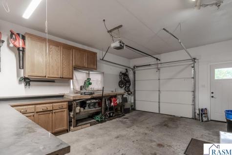 360 N Park Avenue Le Center MN 56057