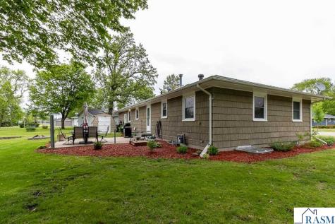 360 N Park Avenue Le Center MN 56057