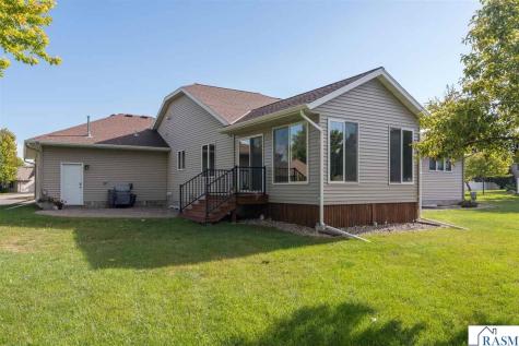2029 Sundance Lane North Mankato MN 56003