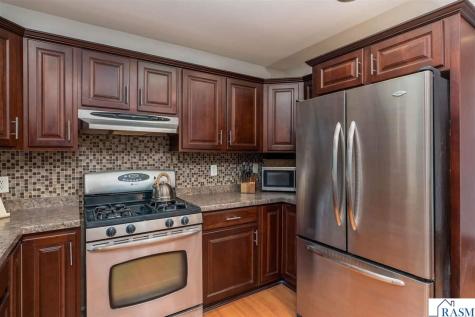 373 Carol Court North Mankato MN 56003