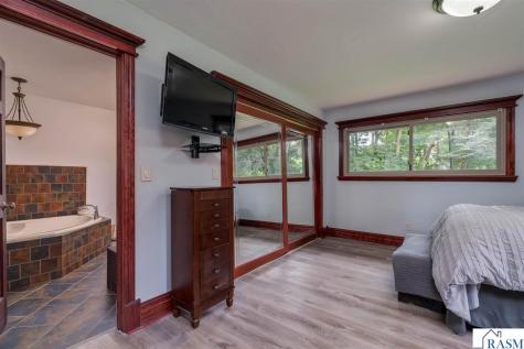 373 Carol Court North Mankato MN 56003