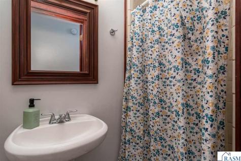 373 Carol Court North Mankato MN 56003