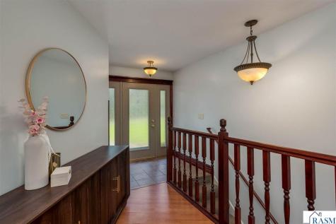 373 Carol Court North Mankato MN 56003