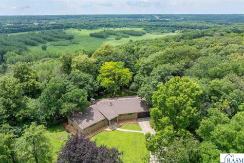 373 Carol Court North Mankato MN 56003