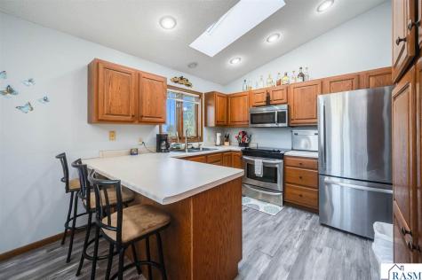 1735 N Orchid Drive North Mankato MN 56001