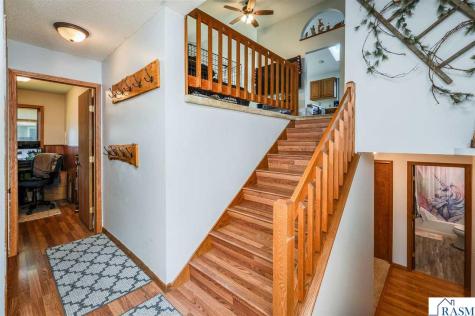 1735 N Orchid Drive North Mankato MN 56001