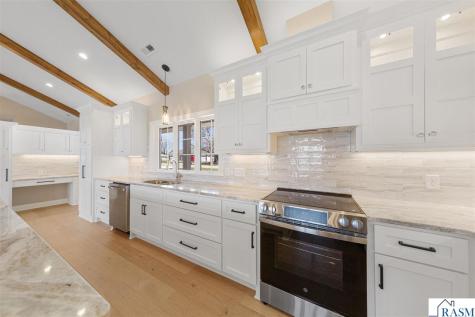 220 Laclaire Street Lake Crystal MN 56055