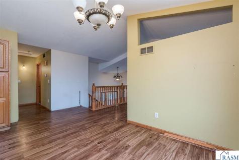 109 Quinion Drive Mankato MN 56001
