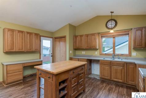 109 Quinion Drive Mankato MN 56001
