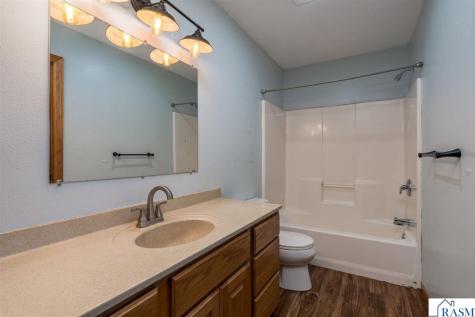 109 Quinion Drive Mankato MN 56001