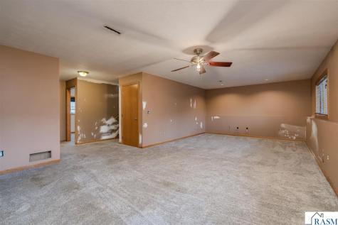 109 Quinion Drive Mankato MN 56001