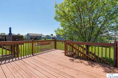 1132 Heron Drive Mankato MN 56001