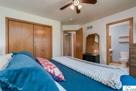 1132 Heron Drive Mankato MN 56001