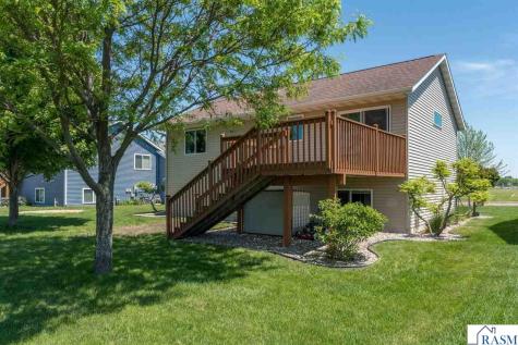 1132 Heron Drive Mankato MN 56001
