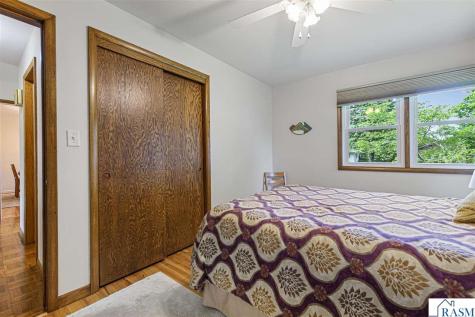 115 Catalina Drive Mankato MN 56001