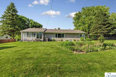 115 Catalina Drive Mankato MN 56001