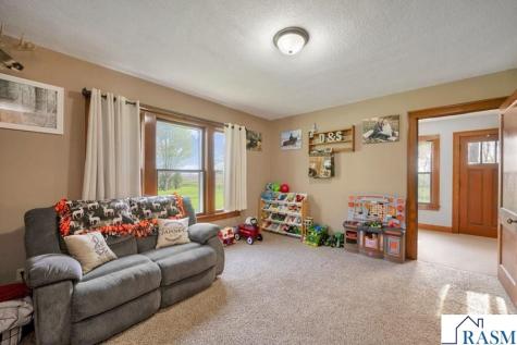 41552 60th Street Blue Earth MN 56013