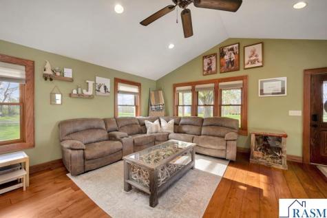 41552 60th Street Blue Earth MN 56013