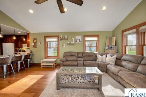41552 60th Street Blue Earth MN 56013