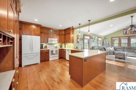 41552 60th Street Blue Earth MN 56013