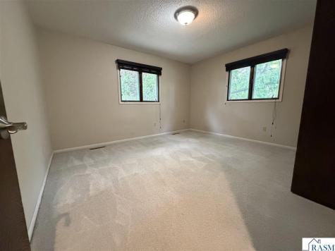 1609 Gateway Drive Albert Lea MN 56007
