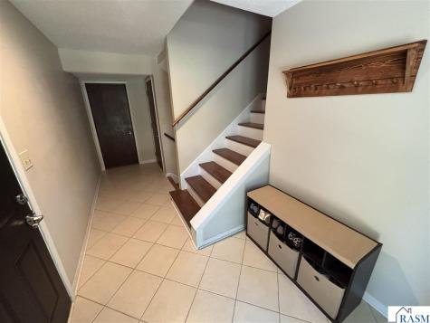 1609 Gateway Drive Albert Lea MN 56007