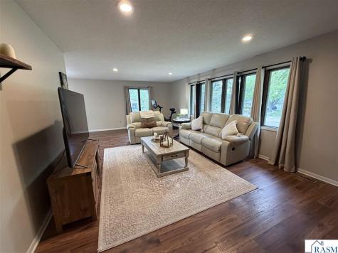 1609 Gateway Drive Albert Lea MN 56007