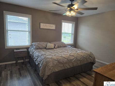 2407 Dacotah Drive New Ulm MN 56073