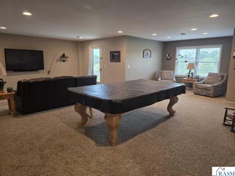2407 Dacotah Drive New Ulm MN 56073