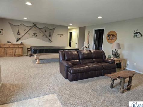 2407 Dacotah Drive New Ulm MN 56073