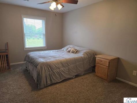 2407 Dacotah Drive New Ulm MN 56073