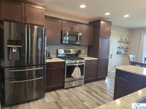 2407 Dacotah Drive New Ulm MN 56073