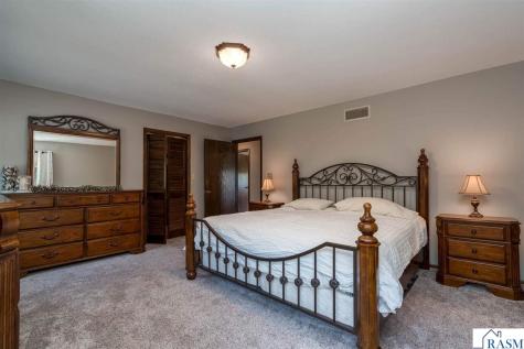 24100 577th Lane Mankato MN 56001