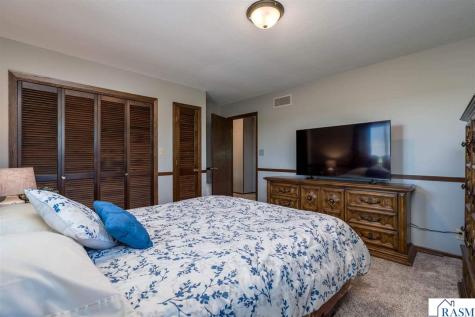 24100 577th Lane Mankato MN 56001