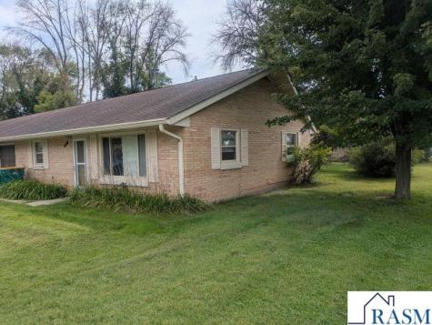 101 Jay Street Le Sueur MN 56058