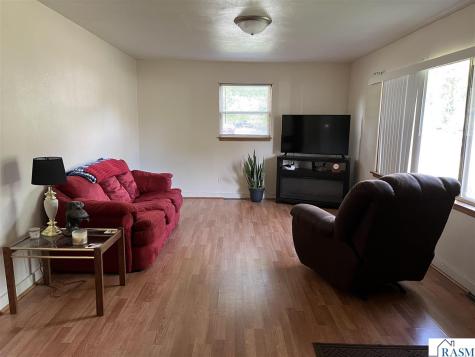 101 Jay Street Le Sueur MN 56058