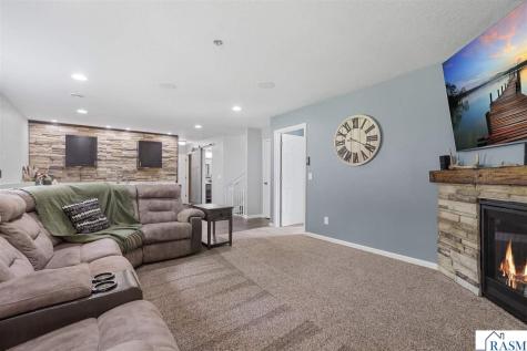 100 Peridot Court Mankato MN 56001